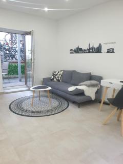 newly renovated, old town, private parking, - 2