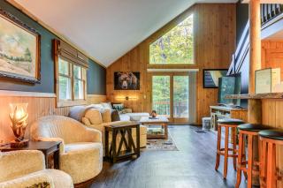 Hike, Ski and Relax Renovated Retreat in Wilmington - 8