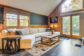 Hike, Ski and Relax Renovated Retreat in Wilmington - 6