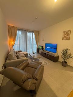 Modern 1-bedroom Al raha beach - 0