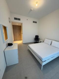 Modern 1-bedroom Al raha beach - 2