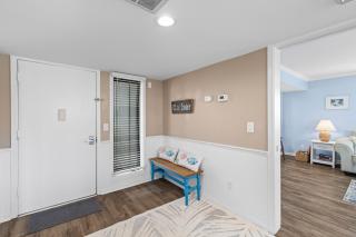 Port O' Call E104 - Walkout to Ocean! - 5