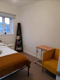 Kozy bed in the heart of London bed&breakfast included - 6