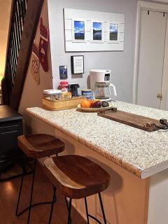 The Perch Riverfront Cabin - Starlink Wi-Fi - 5