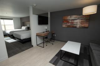 University Guest House and Conference Center - 7