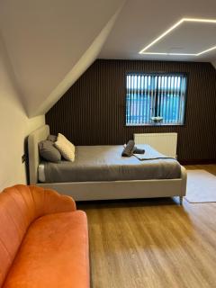 Globe Apartments M16 - 4