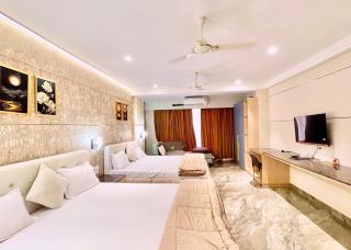 M S HOTEL PREMIUM Near Mahakal Temple And Railway Station - Air Conditioned hotel, LIFT And WIFI - A Top Premium Hotel - 2