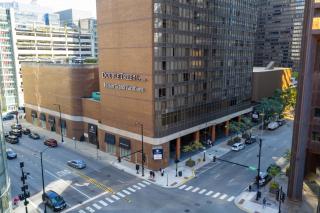 DoubleTree by Hilton Chicago Magnificent Mile - 0