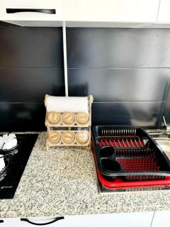 Bright Cozy Apartment - 6