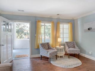 Sundial Inn Unit 1 - 8