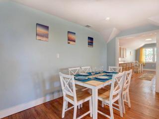 Sundial Inn Unit 4 - 4