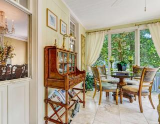 Spanish Moss Inn - 7