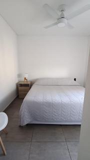 Excelente departamento muy bien ubicado - 4