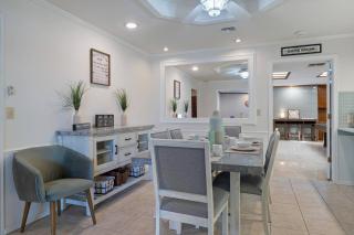 Just Like Home #15:Moore 5bd,4ba w/pool & hot tub - 2