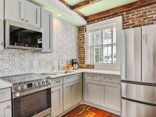 Gordon Inn Tree Top - 4