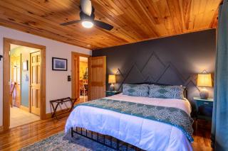 Riverbend Retreat - 6