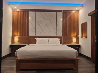 Cozy Luxurious Room with Private Patio - 2
