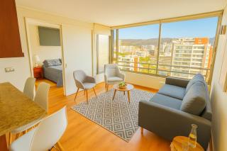 Departamento en mejor ubicación de Viña piscina climatizada y parking privado - 0