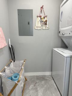 Newly Renovated Villa with Hot Tub - 6