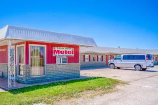 Green Acre Motel by OYO Near Rush County Airport - 5