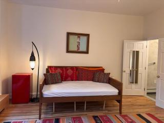 Luxurious bedroom - 5