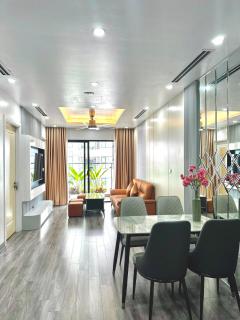 Viola Imperia Apart Charming Luxury 2Brs SwimPool - 0