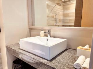 Studio Unit - Black Cat Studio - Santorini Hotel - Sta Lucia Mall Cainta Rizal - 6