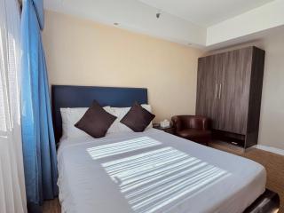 Studio Unit - Black Cat Studio - Santorini Hotel - Sta Lucia Mall Cainta Rizal - 7