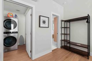 Superb location steps to DT and UT - 6