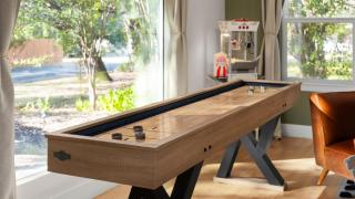 10 Min to Downtown - Modern 4BR Oasis - Yard Games - 2