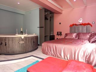 Chambre Romantique avec Spa Privé Intérieur - 7