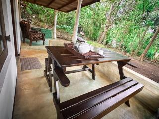Verdant Hill Villa - 8