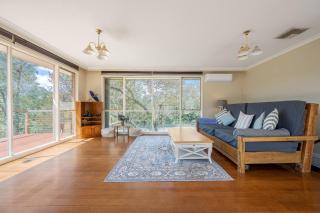 Tranquil Cottage with Valley and Hills Views - 5