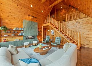 Mid-Century Decor Cabin with Stunning Views - 5