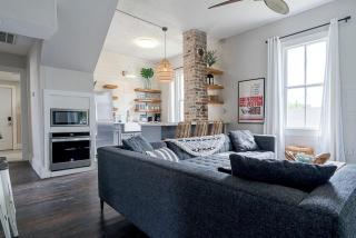 Historic and charming duplex in desirable midtown, close to the beach and strand - Galveston - 0