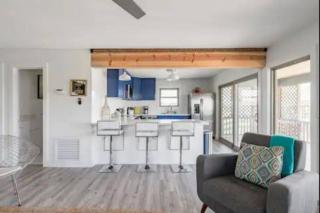 Beach House with Huge Deck and Great Views - 9