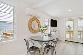 Home with fire pit, large deck, game room and close to the beach - 3