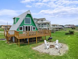 Cozy A-frame with Fenced Yard, Fire Pit, Gulf View - 1