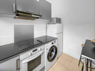 Superbe appartement avec hauteur sous plafond à Poissy en plein centre Ville Ideal professionnels couples et famille - 4