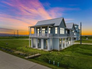 Modern beach home with the best views of West Bay - 7