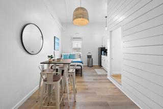 Modern Downtown Galveston Loft, Walk to The Strand - 1