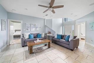 Perfect Family Getaway and Close to the Beach - 1