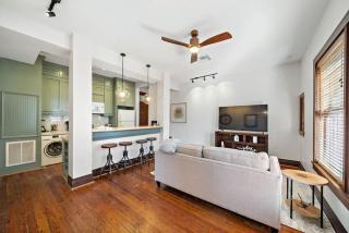 Historic loft in downtown Galveston close to everything - 7