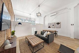 Historic Downtown Galveston Flat With Game Room - 9
