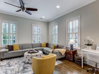 Crawford Chic + Coastal - 3