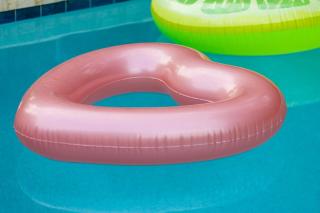 Private Heated Pool BBQ Firepit Near Water - 3