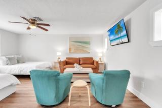 The Bungalows #10 - 2