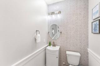 Family Friendly 3-Bedroom Coastal Escape - 4