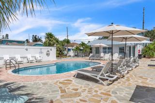 The Bungalows #8 - 9