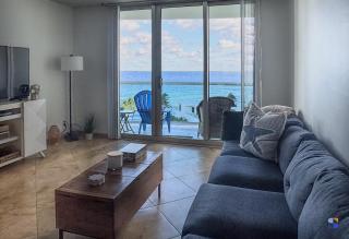 The Azul Beachview Get away - 8